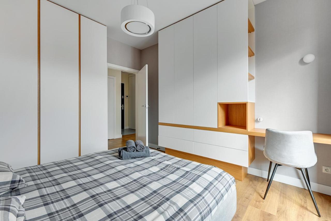 Premium Family & Business Old Town Riverside Apartment With Parking Gdańsk Exteriör bild