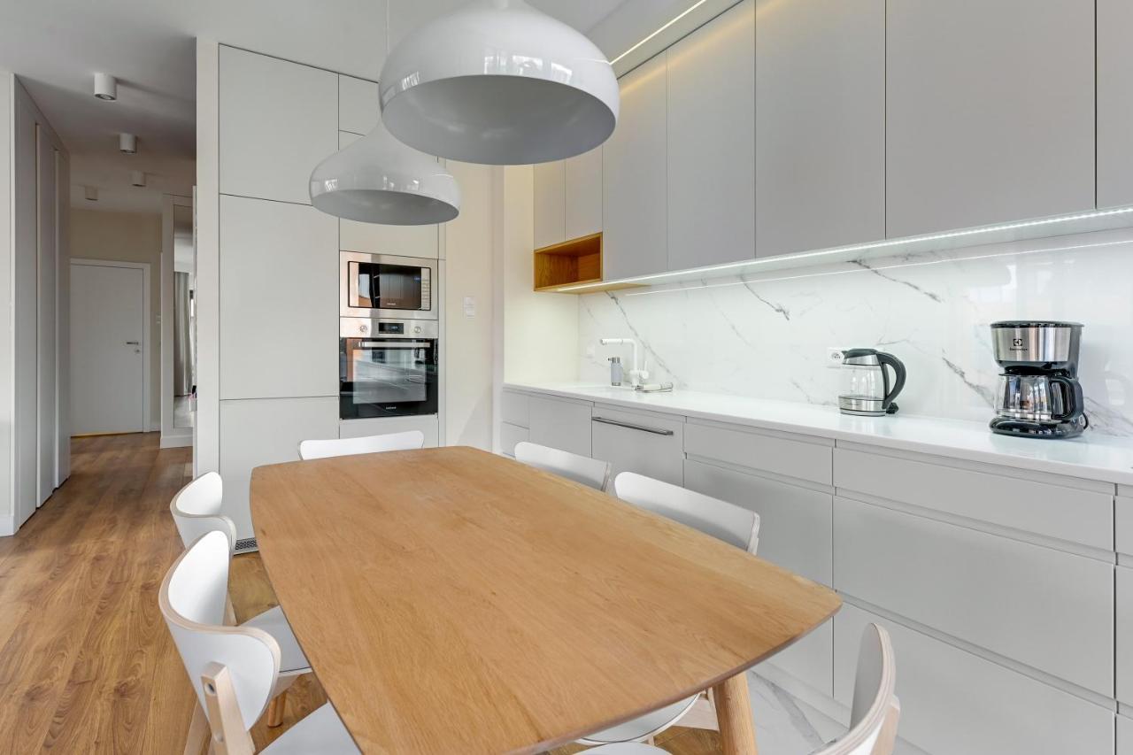 Premium Family & Business Old Town Riverside Apartment With Parking Gdańsk Exteriör bild