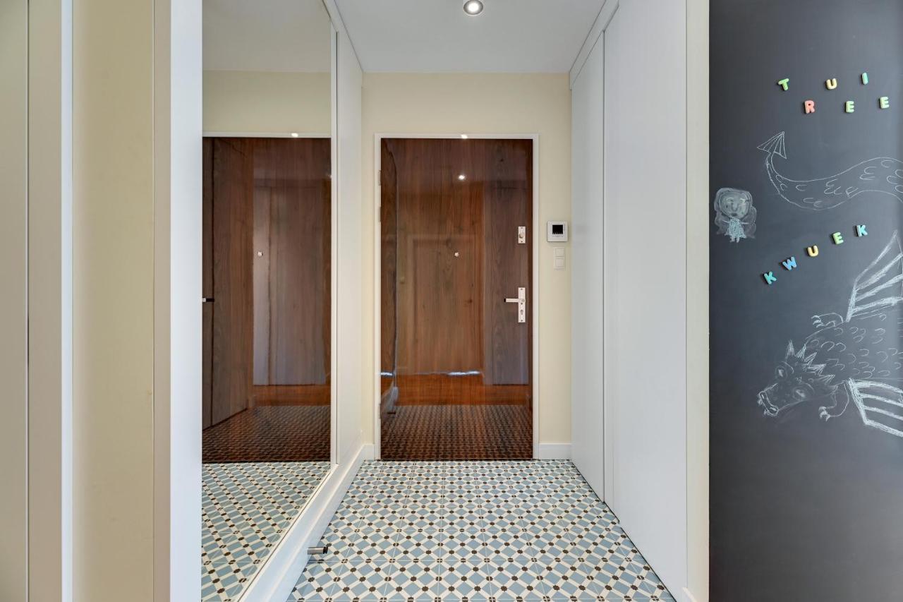 Premium Family & Business Old Town Riverside Apartment With Parking Gdańsk Exteriör bild